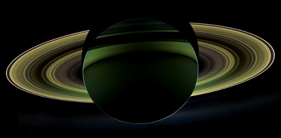 Eclipse sur Saturne